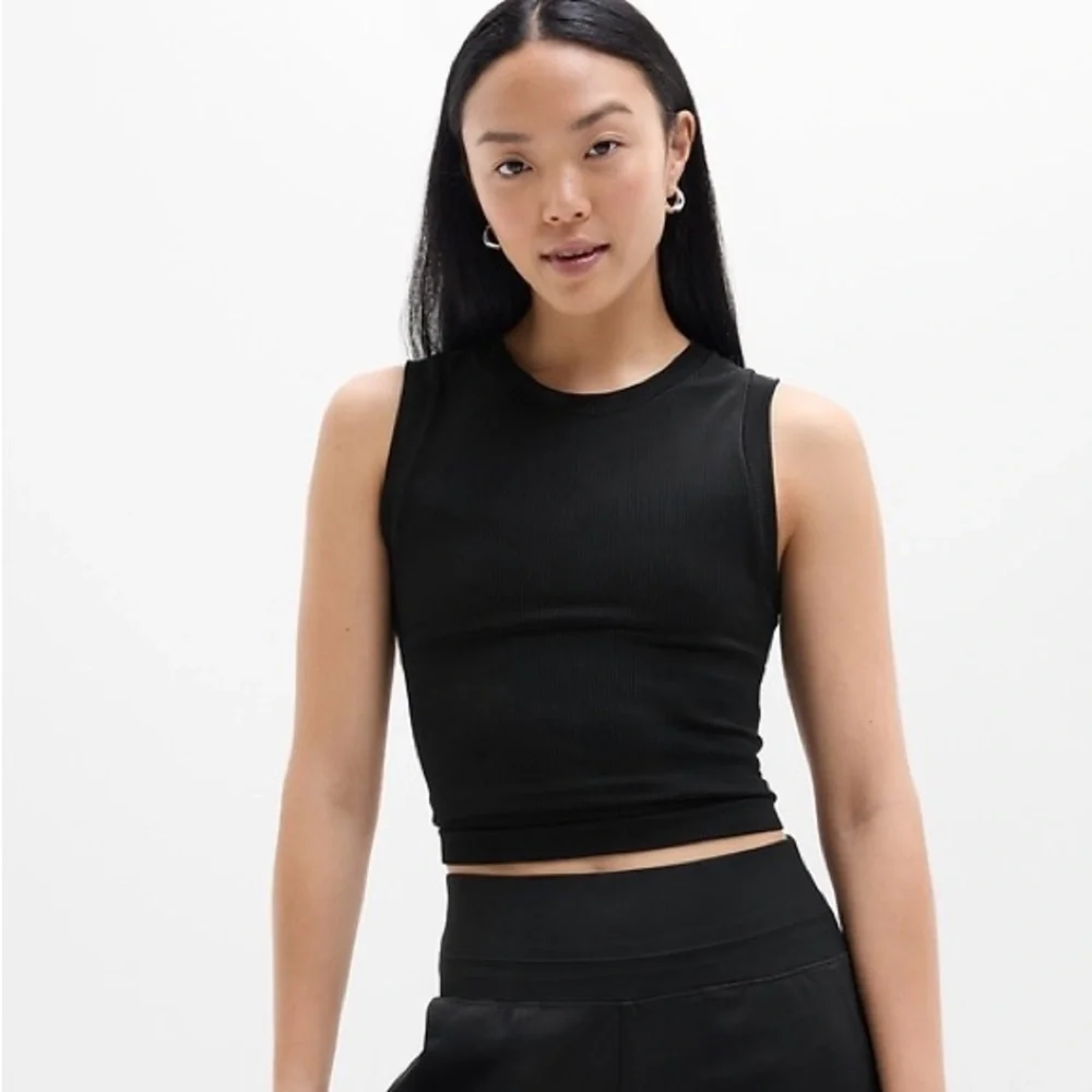Black Ribbed Tank Top - Picture 1 of 8